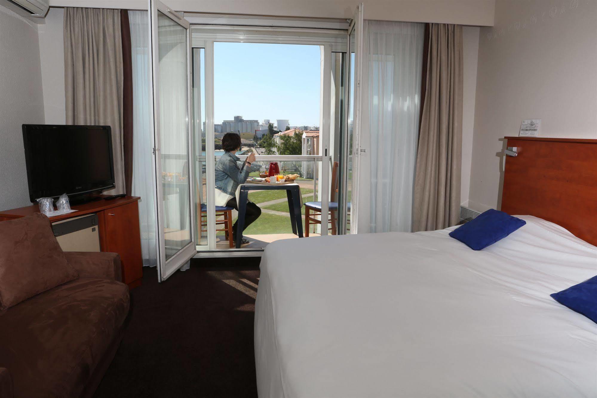 The Originals Boutique, Hotel Admiral'S, Les Sables-D'Olonne Exterior photo